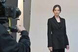「北川景子、2026年の目標を聞かれて…？　黒ジャケット姿でCMに出演へ【インタビューアリ】」の画像3