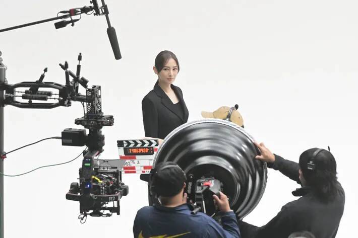 北川景子、2026年の目標を聞かれて…？　黒ジャケット姿でCMに出演へ【インタビューアリ】