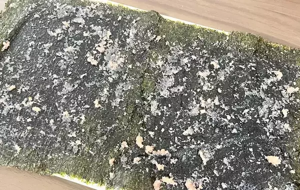 「海苔に『1本分』塗ってみて！　夫が絶賛した弁当おかずに「翌日も作った」「ご飯泥棒」【5分レシピ】」の画像