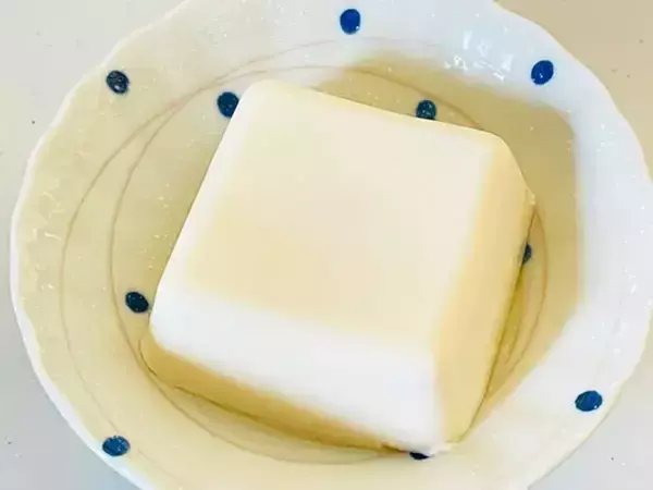 豆腐に『大さじ1杯』かけるだけ　冷奴のタレに「思いつかなかった」「また作って」
