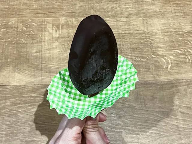 おかずカップは仕切りだけじゃない！　“アイスの棒”を差してみると「快適になった！」