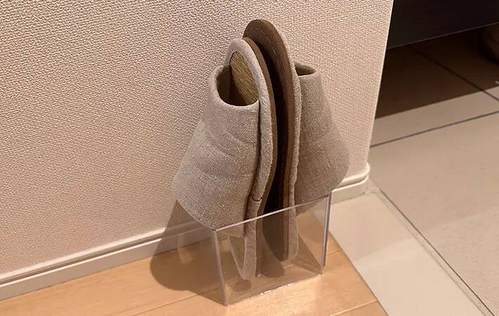 「もう1つ欲しくなる」「部屋中に置いておきたい」　ダイソーのディスプレイスタンド活用法5選がこちら！