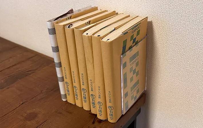 「もう1つ欲しくなる」「部屋中に置いておきたい」　ダイソーのディスプレイスタンド活用法5選がこちら！