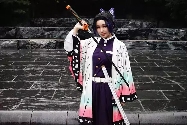 「『鬼滅の刃』煉獄さんは実在した！？　思わず二度見する、鬼滅コスプレに「本物かと思った」」の画像