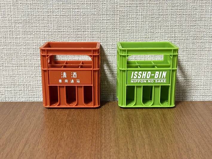 100均で買った『一升瓶ケース』　飾るだけでなく…？「シンデレラフィット！」