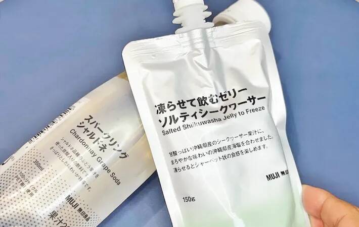 無印の『飲むゼリー』を製氷皿に入れて凍らすと？「いろいろアレンジできる」