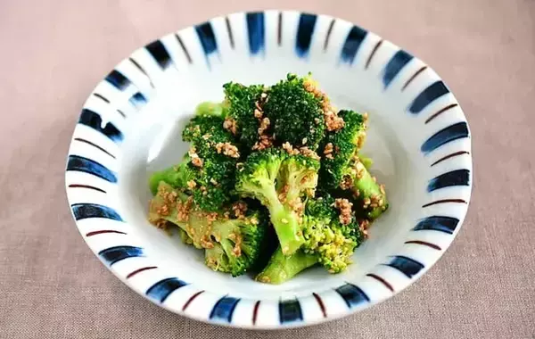 「あと一品、何を入れるとバランスがよくなるでしょうか？　正解はこちら【管理栄養士監修】」の画像