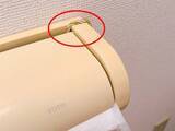 「0円で完成！　家にある『余った紐』でトイレットペーパーホルダーを2連化する裏技」の画像6