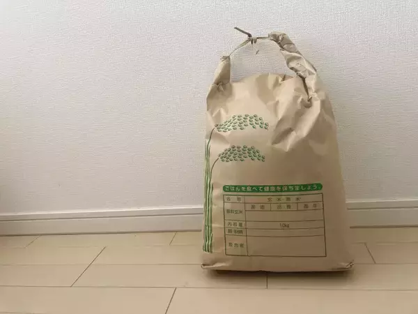 米袋は捨てません！　中身を取り出して…？　活用術に「収納の悩みが解決した」【活用法4選】