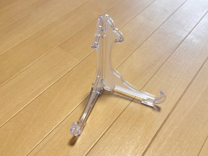 「こんなに便利なんだ」「ぜんぜん知らなかった」　ダイソーのイーゼルを使った意外な活用法5選！
