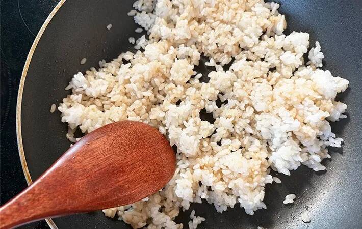 チャーハンに『大さじ2杯』入れてみて　「油がいらない」「味つけの失敗がない」