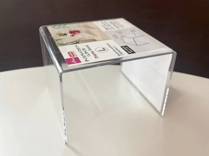 100均で買った『コの字型スタンド』　思わぬ活用法に「その手があったか」【簡単DIY】