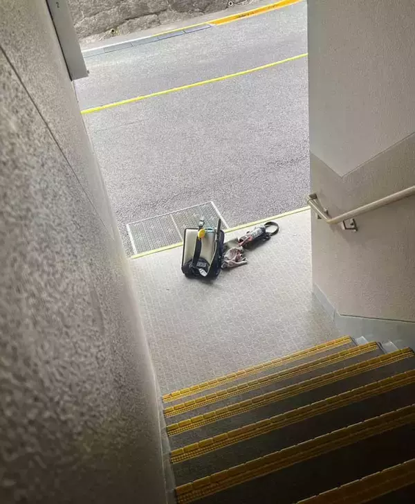 「「ゾッとするわ」　小学校から帰ってこない息子、父親が外に出ると…？」の画像