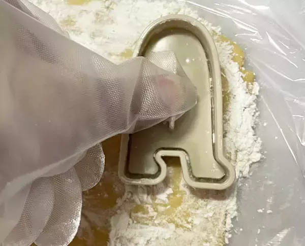 「セリアで『古代エジプト文明』を発見？　ユニークなデザインに「不思議な気持ち」「目が合う…」」の画像