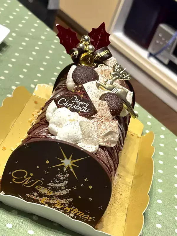 「「家まであと少しなのに」　クリスマスケーキを持ち帰る途中、絶望した理由が？」の画像