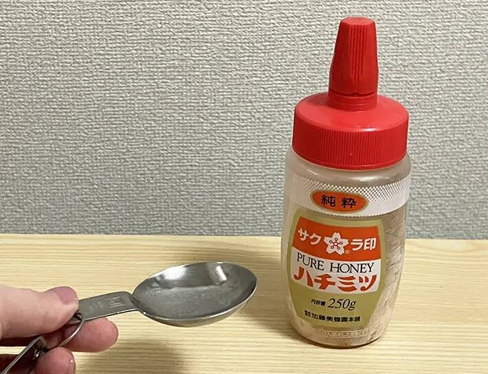 計量スプーンにハチミツがつかない　使い分けると便利な2つの裏ワザ