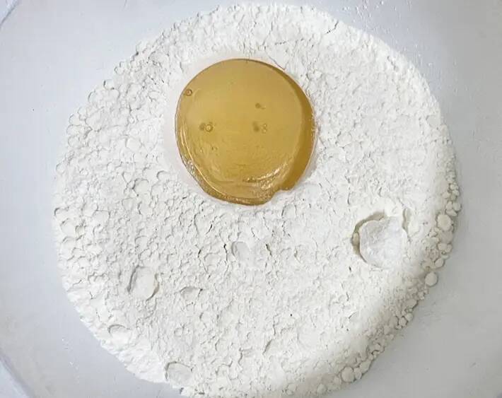 計量スプーンにハチミツがつかない　使い分けると便利な2つの裏ワザ