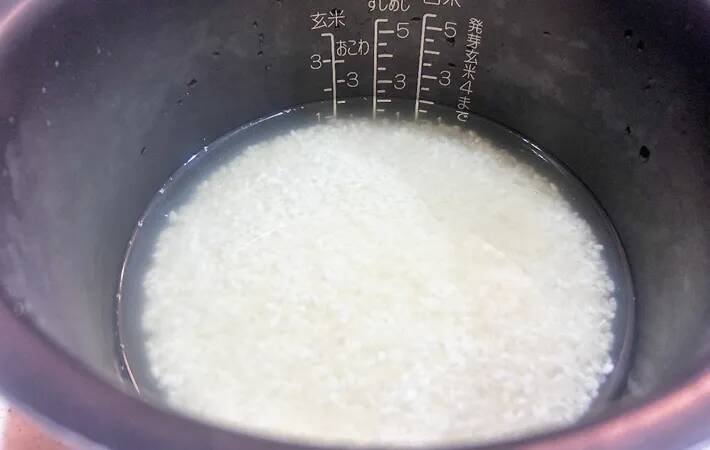 【節約レシピ】カニカマ料理の正解が出た？　『カニめしもどき』に夫と子供が絶賛