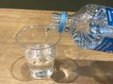 「特茶シリーズに異変？　無色透明の『特水』には、米ぬか発酵物が入っていて…【実飲レビュー】」の画像4