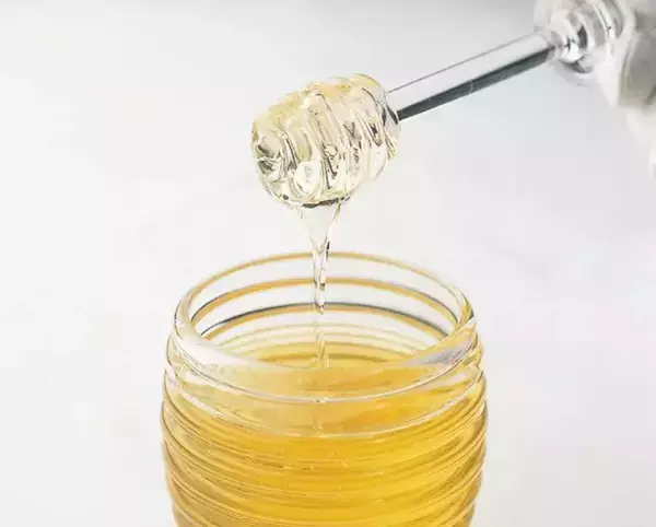 「ご飯を炊く時に小さじ1杯？　古米が新米のように若返る裏技とは」の画像
