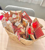 「母親が作った『アドベントカレンダー』が素敵すぎた　「大人も欲しい」「一気に開けたい！」」の画像2