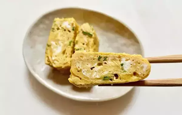 「玉子焼きの味つけ、この手があった！　使った調味料に「ちょうど余ってた」「子供がパクパク」」の画像