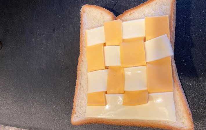 いつものチーズトーストに飽きたら？　雪印のレシピに「朝からテンションアガる」