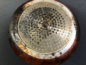 焦げ付き鍋がまるで新品に！？　使ったアイテムは…　「衝撃のコスパ」