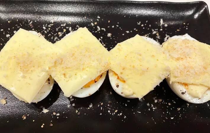 この食べ方が一番うまい？　ゆで卵の新たな食べ方に「満足度高すぎる」「超簡単」