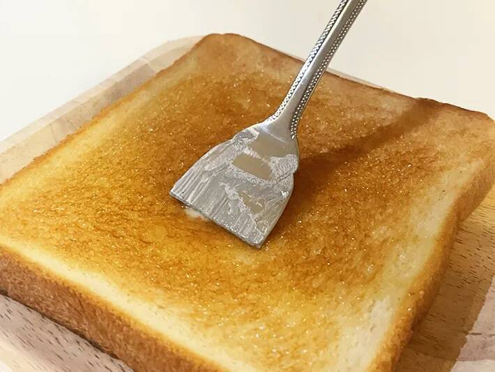 トーストにバターを塗る時は？　バターナイフではなく…「便利すぎて笑った」