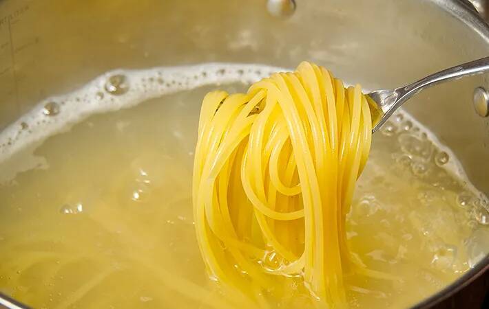 パスタをおいしくゆでるコツを、ニップンが伝授！　夏に食べたい冷製の場合