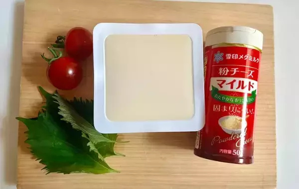 「豆腐に『小さじ1杯』かけてみて！　醤油じゃない食べ方に「夫婦でハマった」」の画像