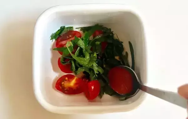 「豆腐に『小さじ1杯』かけてみて！　醤油じゃない食べ方に「夫婦でハマった」」の画像