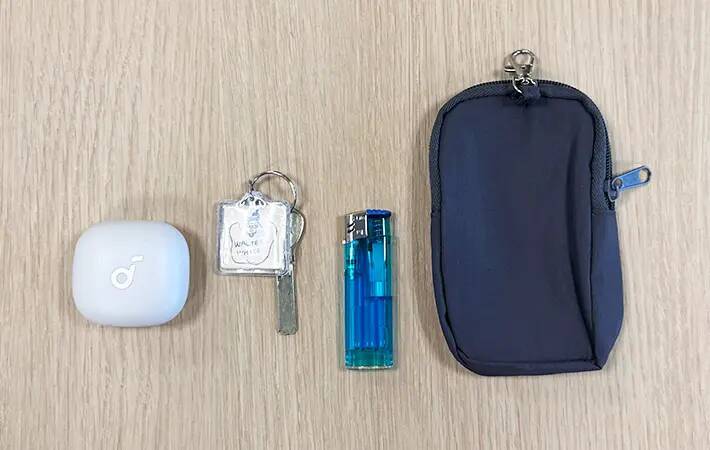 小物をバッグに入れるのはやめました　スリコのポケットティッシュ＆小物ポーチで「整理できる」「片づけやすい」