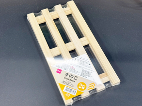 100均の『すのこ』を2枚貼り合わせると…？　収納の悩みが解決する意外な活用術