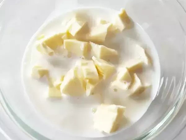 6Pチーズと牛乳をレンチンして…？　できた簡単おつまみに「たまらん！」