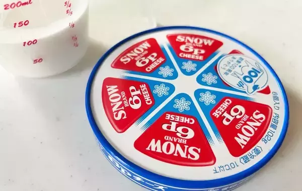 「6Pチーズと牛乳をレンチンして…？　できた簡単おつまみに「たまらん！」」の画像