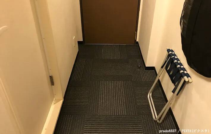 どうやって使うの？　ホテルの客室にある『謎のイス』、正体を聞いてみた