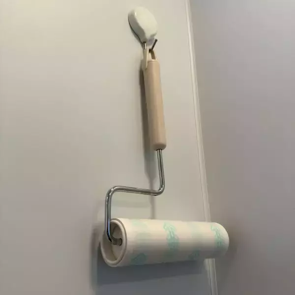 「クッションゴムを貼るだけで？　暮らしの６つの悩みに「助かった」「地味に最強」」の画像