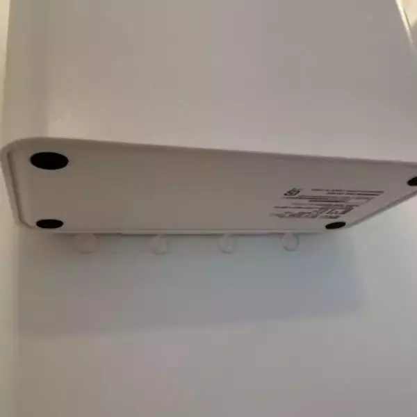 「クッションゴムを貼るだけで？　暮らしの６つの悩みに「助かった」「地味に最強」」の画像