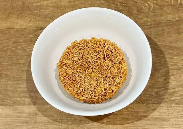 【ズボラ飯レシピ】え、これアリなの？　チキンラーメンにお茶づけ海苔を足したら…