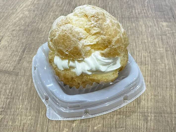 シュークリームの中身は『生クリーム』ではなく？　レモンが香る味に「食べやすい」「驚いた」