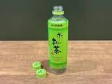 「飲み終えたペットボトルの先を切って…　1分で作れる『小物ケース』が便利だった【活用法3選】」の画像2