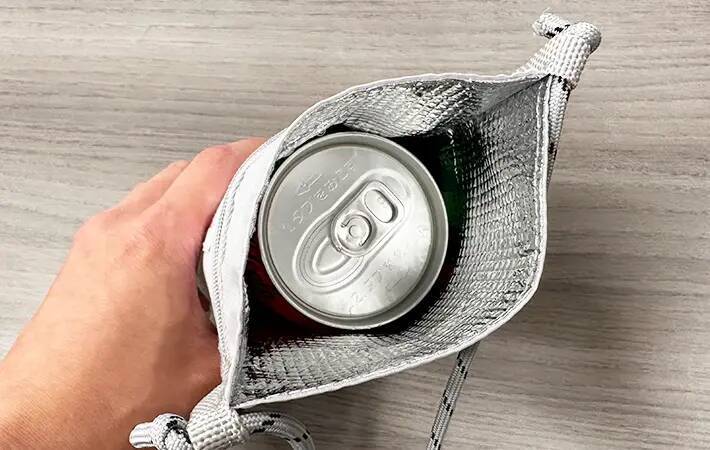3COINSで見つけた夏にぴったりのサコッシュ　ペットボトルの保冷や塩分補給がこれで快適に！