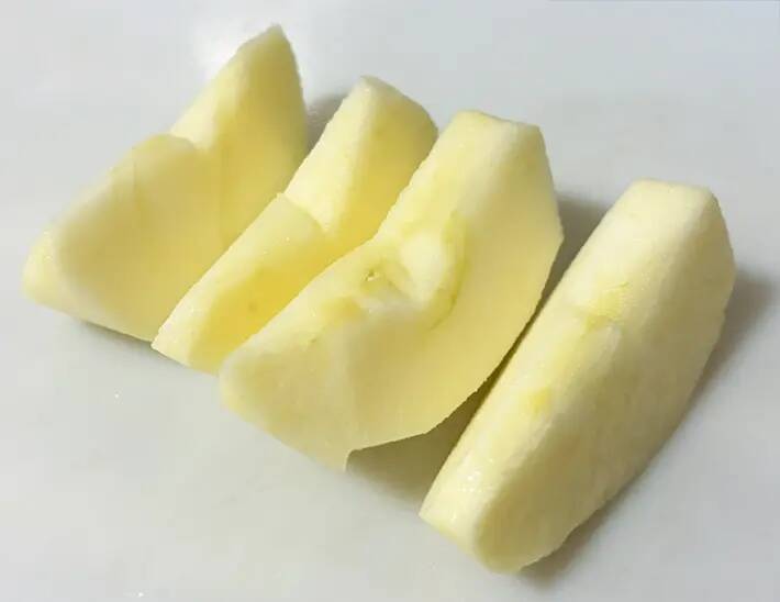 薄切りリンゴを『ミルフィーユ状』に重ねて　食パンにのせて焼いたら「旨味がじゅわっと広がる」