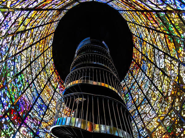 ラスボスが待ってるやつじゃん 吸い込まれそうな螺旋階段に心震える 21年12月7日 エキサイトニュース