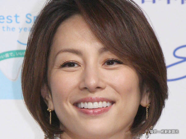 米倉涼子の若い頃の写真に衝撃 水着姿が初々しい 年9月23日 エキサイトニュース