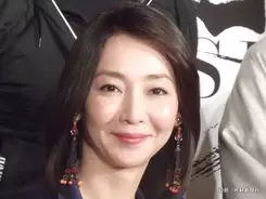 黒木瞳 ６０歳を迎えた現在の姿に 若返ってる 去年の動画と見比べると 年10月8日 エキサイトニュース