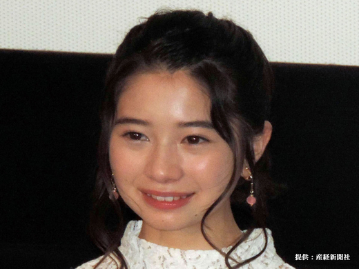 岡副麻希 白ミニワンピで美脚露出 好きなタイプは に対する回答が かわいい と話題 年8月25日 エキサイトニュース