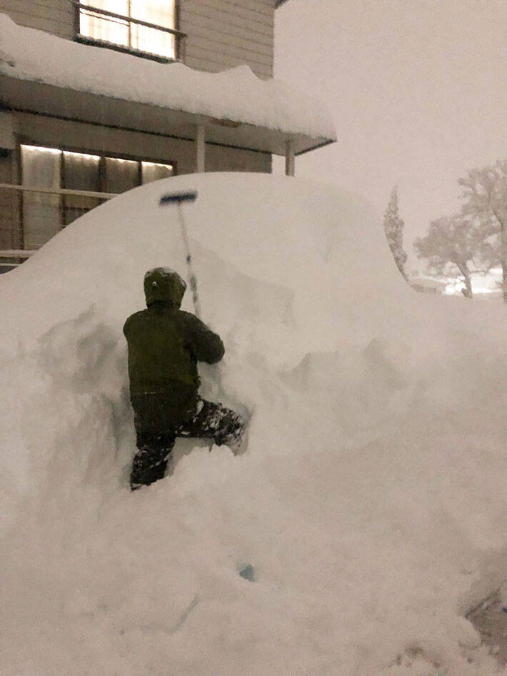 この辺に車を停めたはずなんだけど 雪国の あるある が想像以上だった 年12月19日 エキサイトニュース